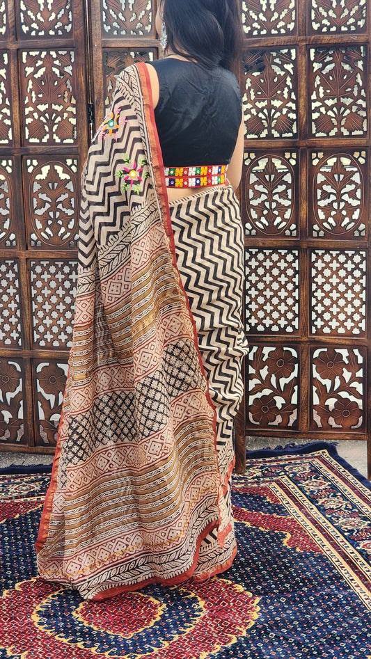 Ebon Waves Cotton Silk Saree