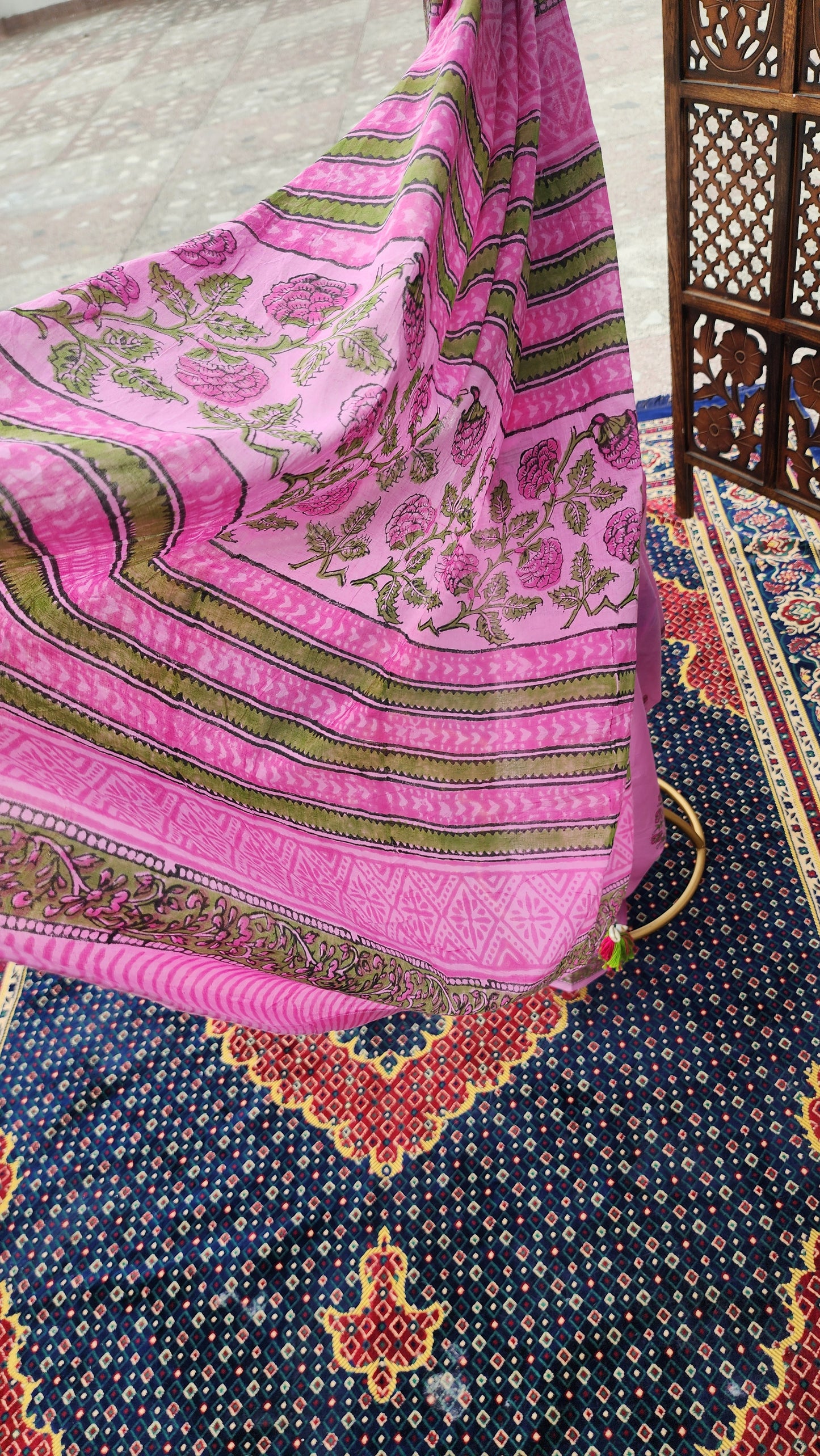 Raang Paati Mulmul Saree