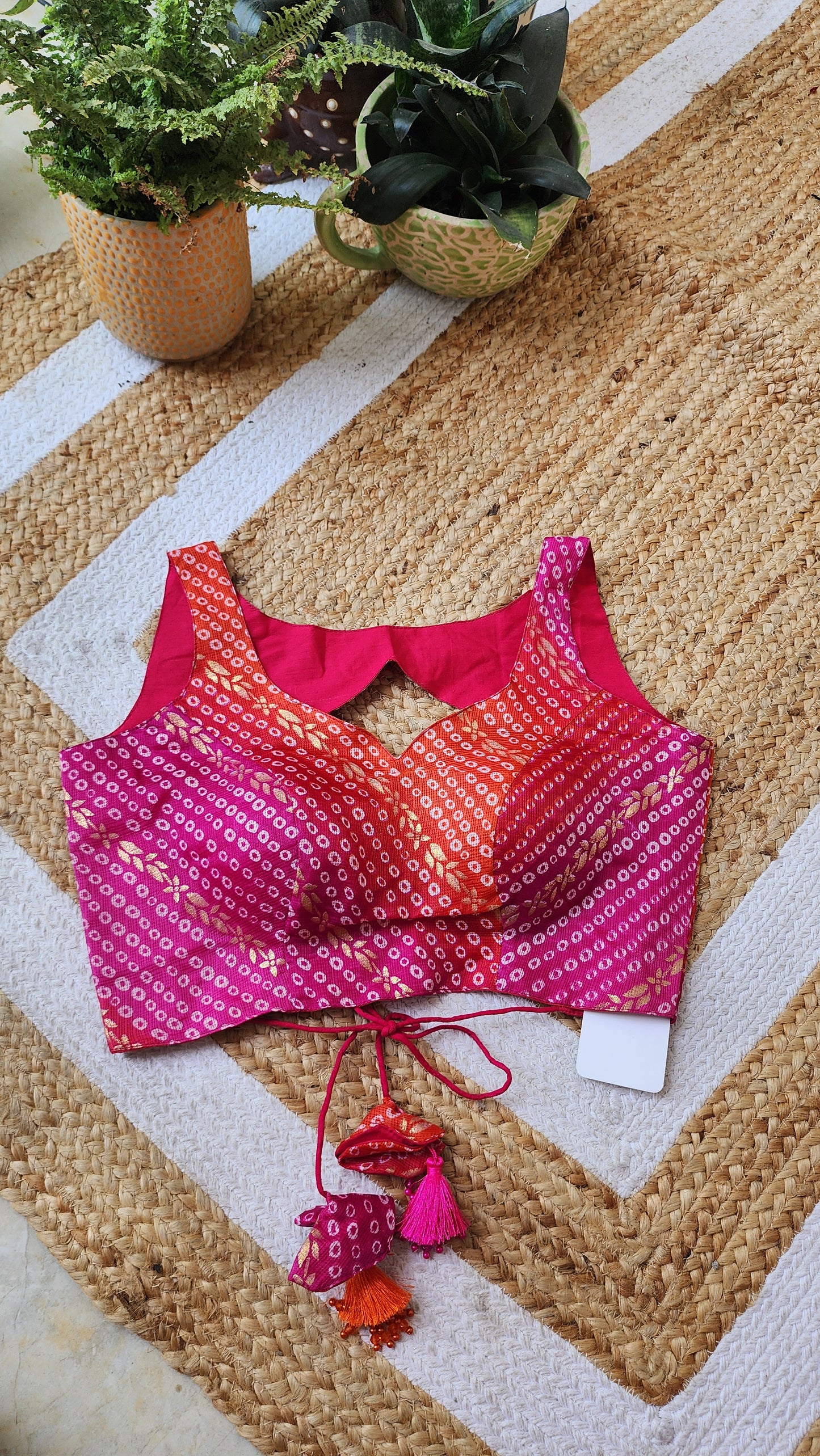 Chakachak Sleevless Blouse