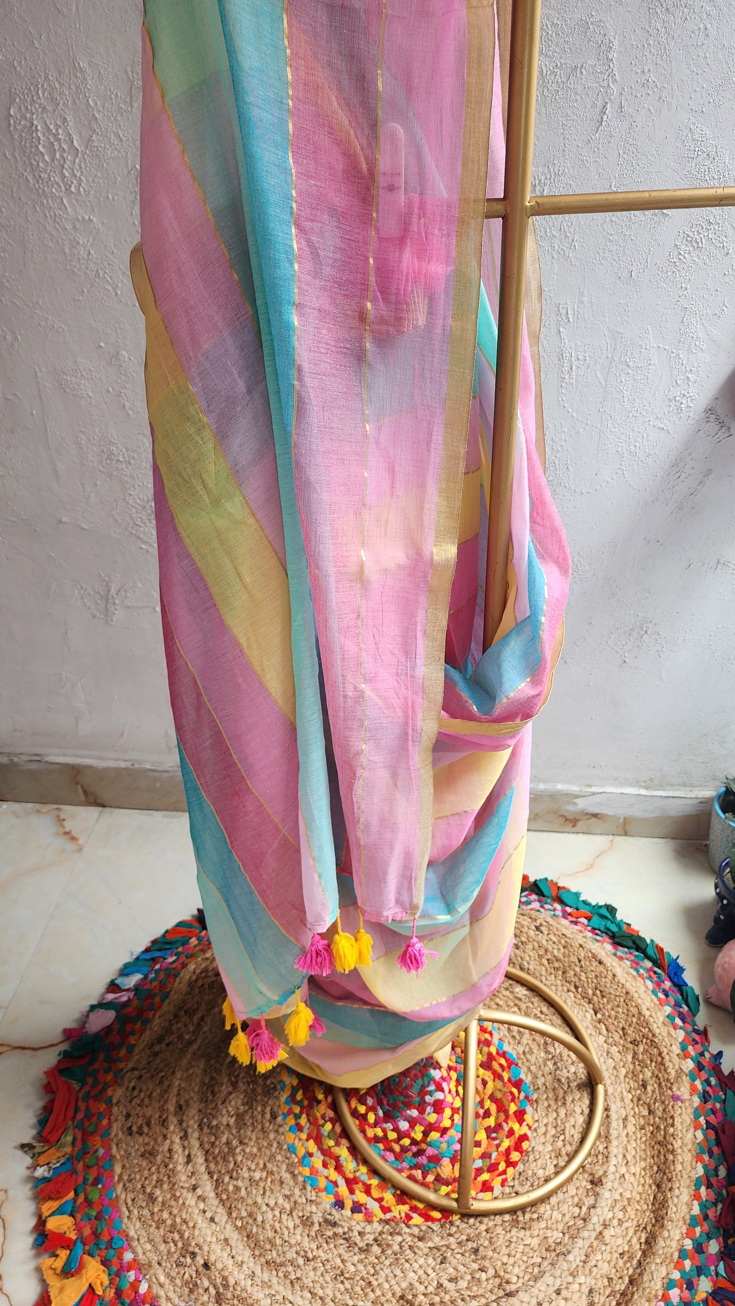 Meethi Roshni Mulmul Saree