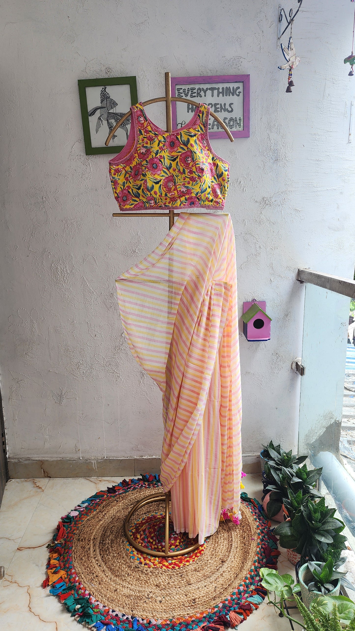 Peach Patakha Mulmul Saree