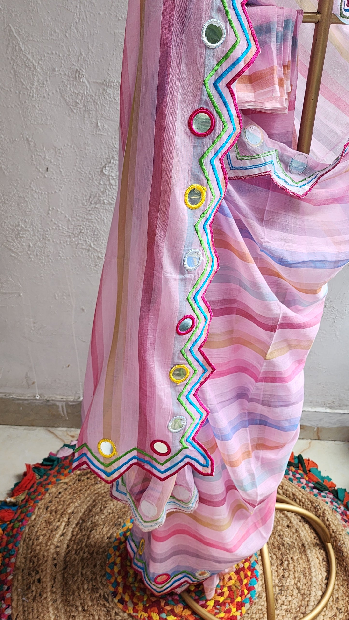 Khumar Mulmul Saree