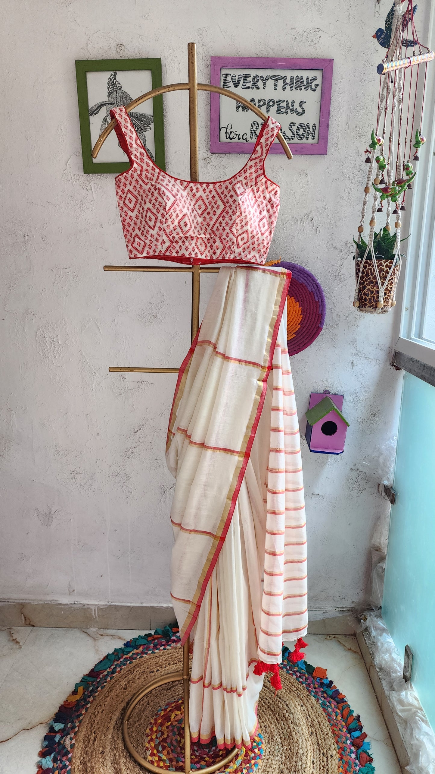 Laal Sada Cotton Saree