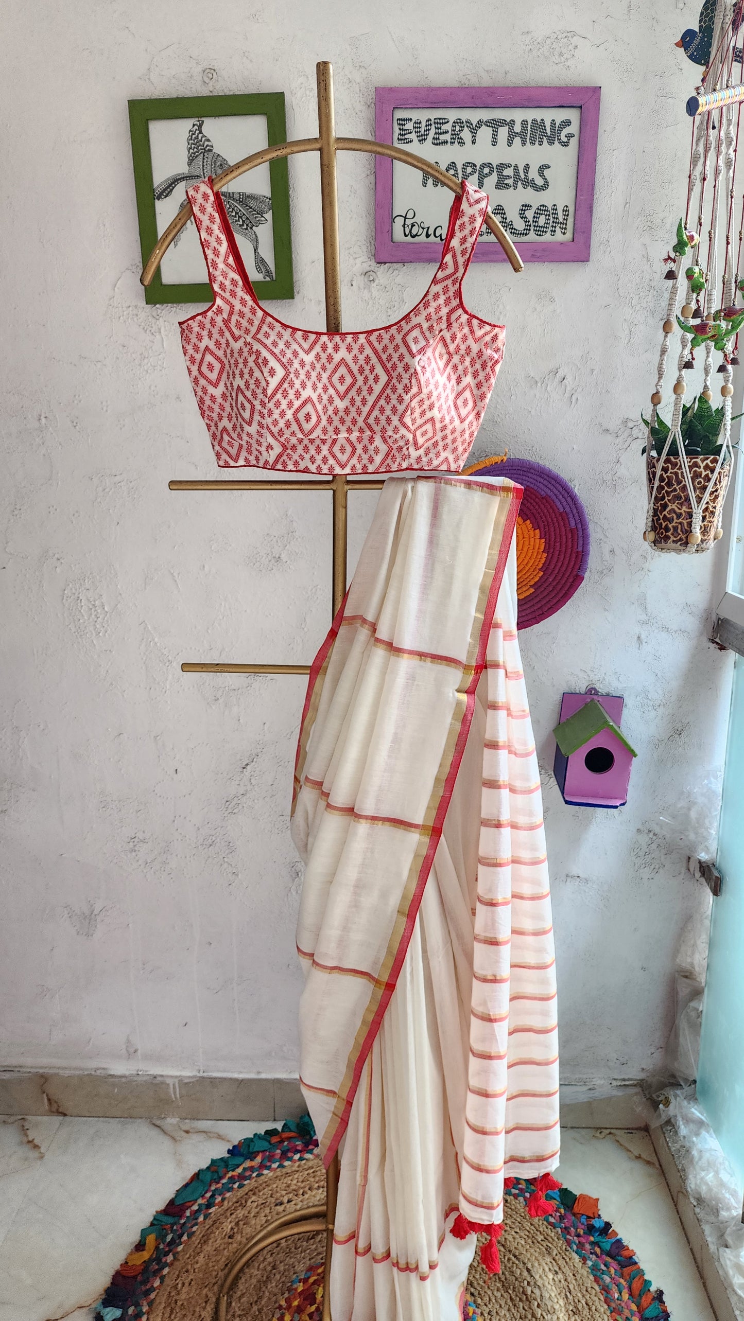 Laal Sada Cotton Saree