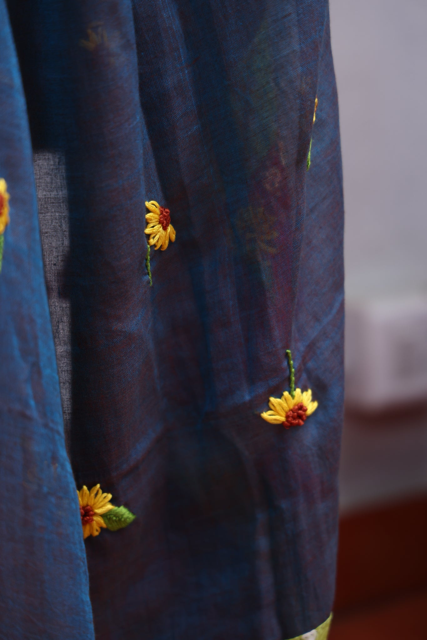 Ashen Bloom Mulmul Patchwork Saree