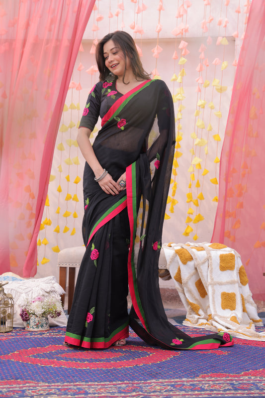 Kala Gulaab Saree