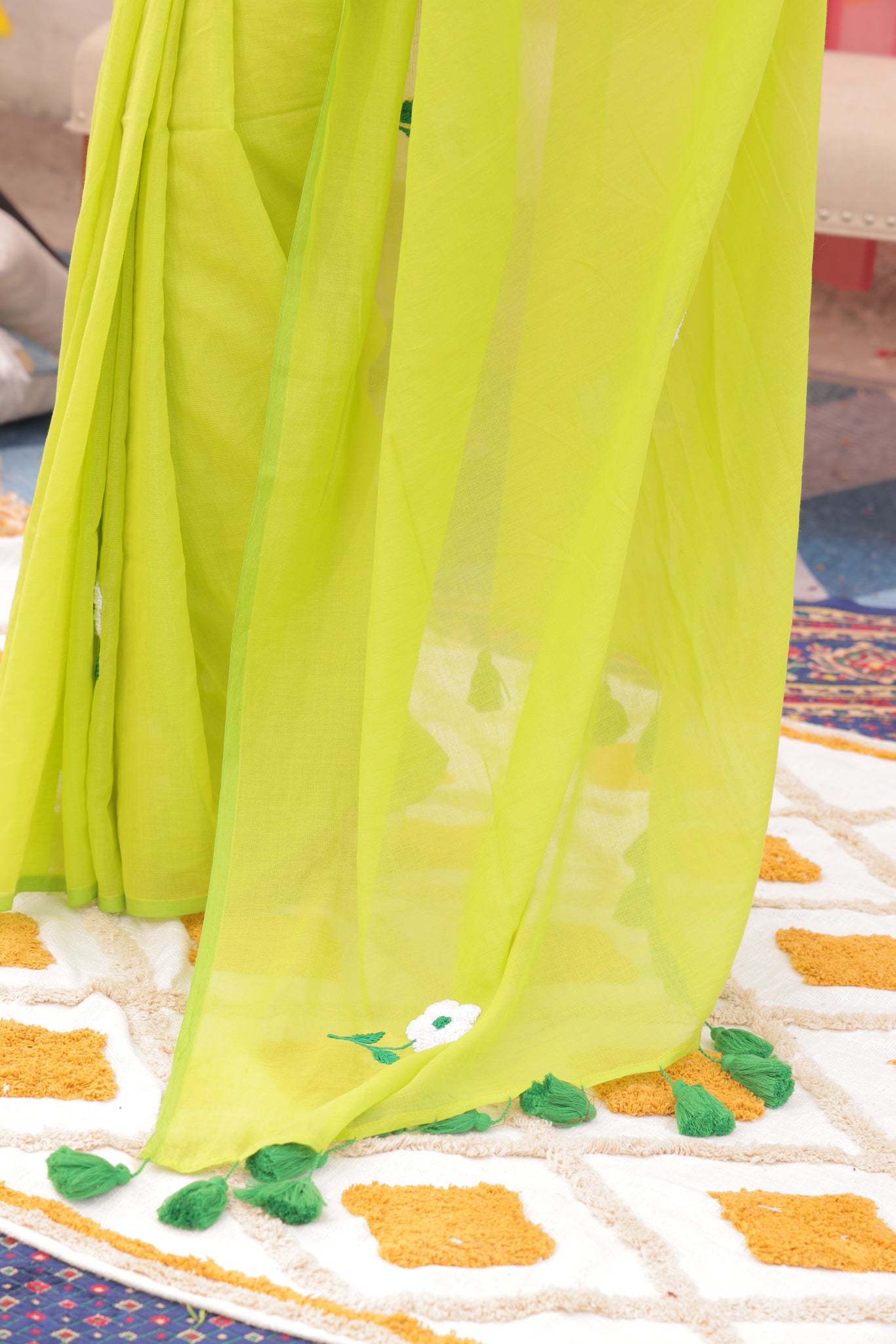 Neonoor Mulmul Saree