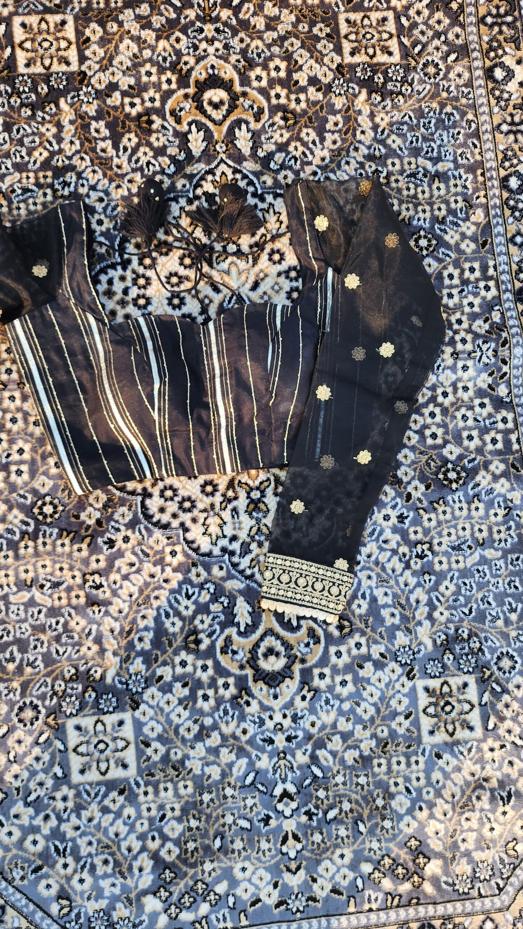 BLACK CHANDERI FULL SLEEVE BLOUSE
