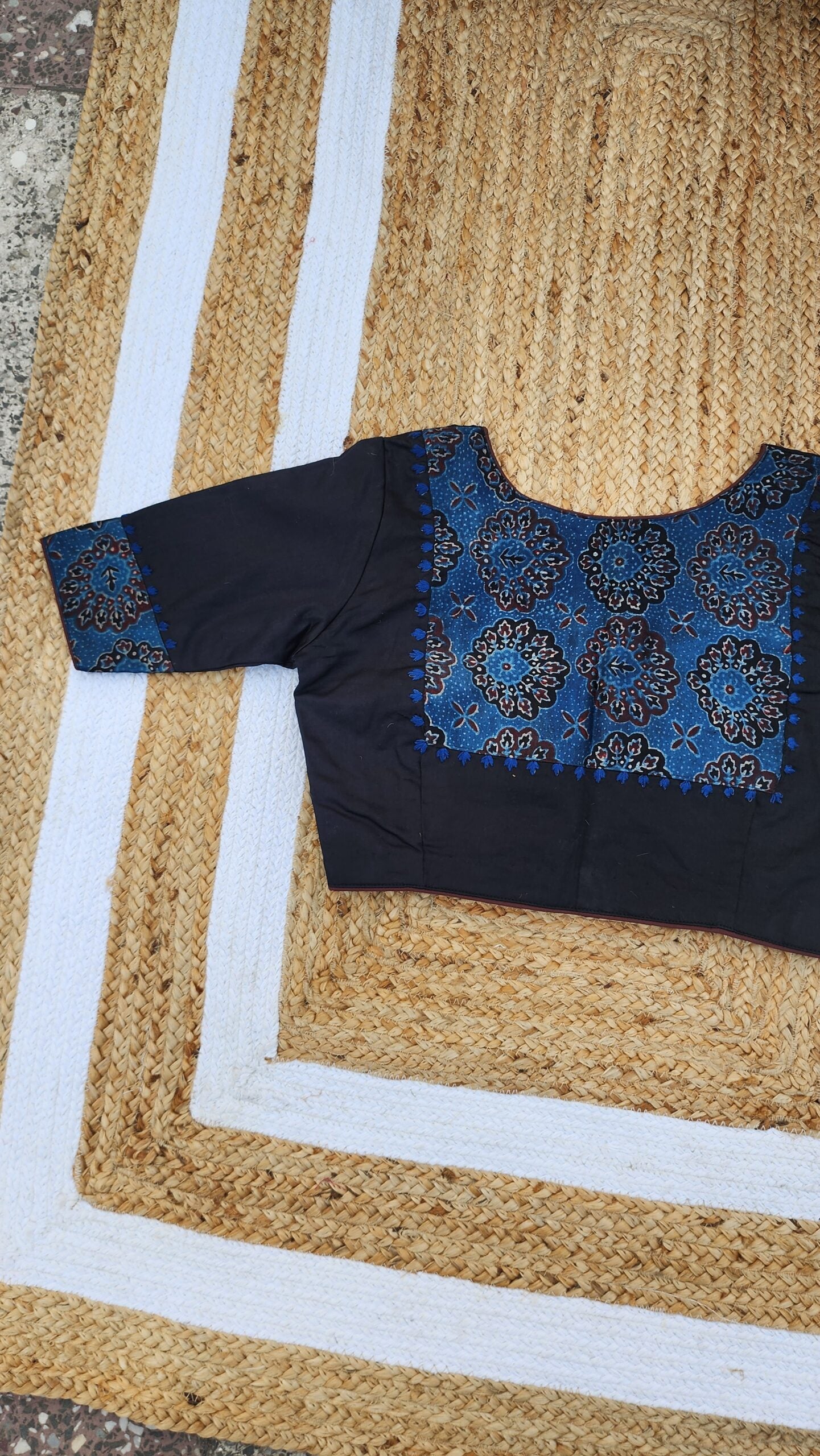 Paiband Kari Blouse