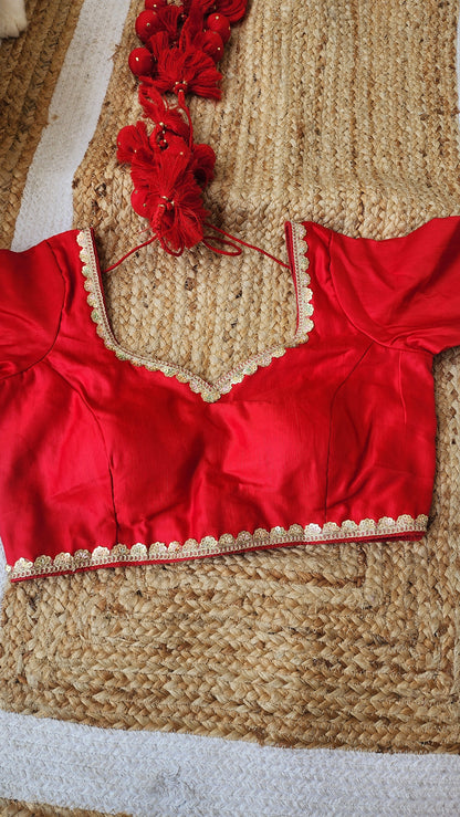 Sunehri Laal Blouse
