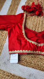 Sunehri Laal Blouse