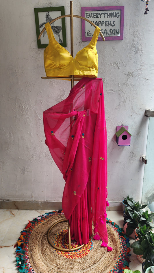 Phoolwari Mulmul Saree