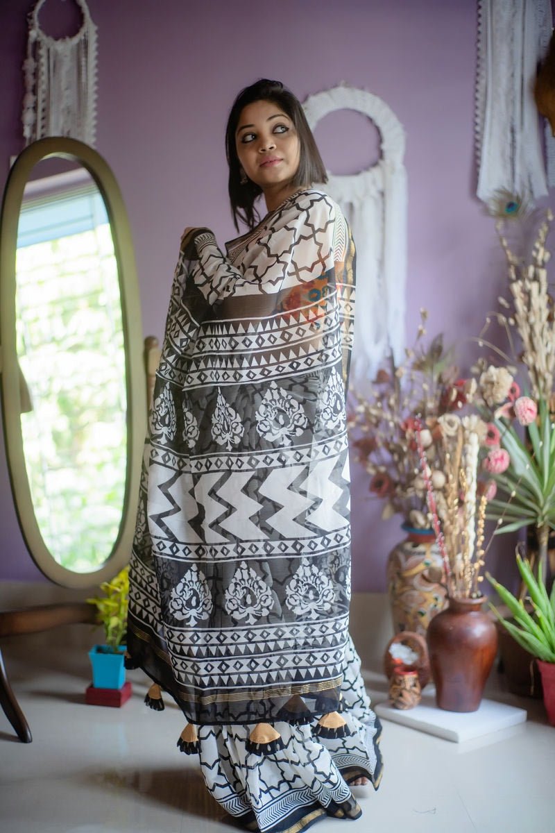 B & W Geometric Saree