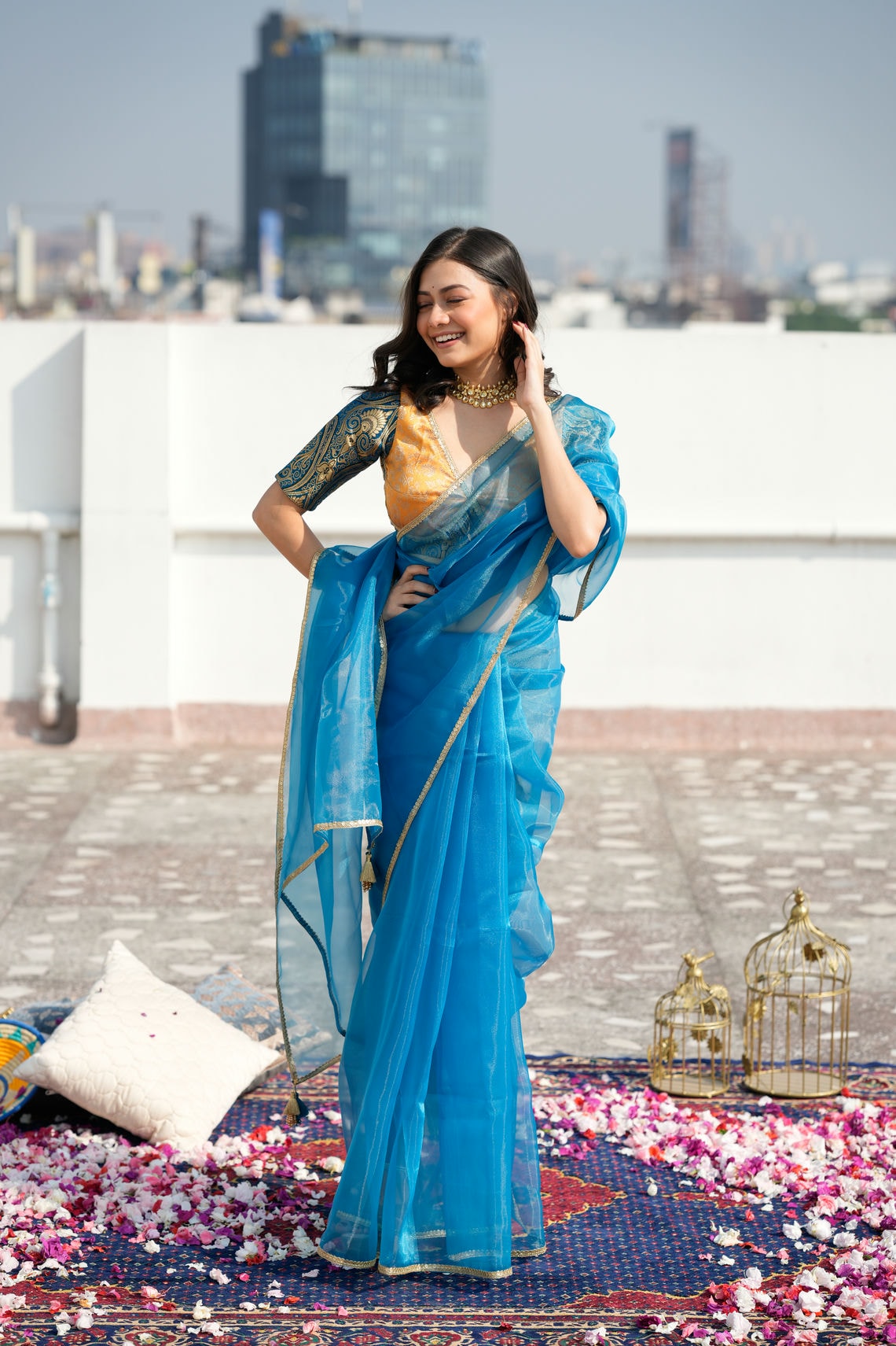 Neela Peela Saree