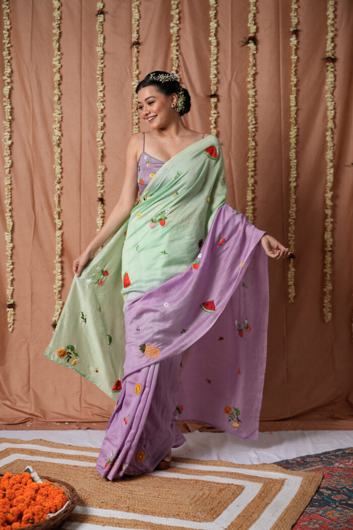 Nashila Phal Saree