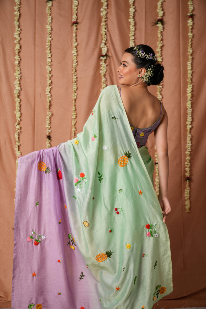 Nashila Phal Saree