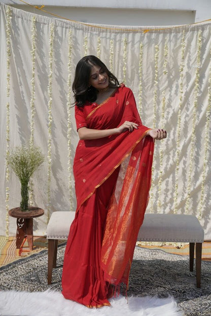 Red zari buti handloom saree