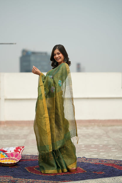 Kamli Saree