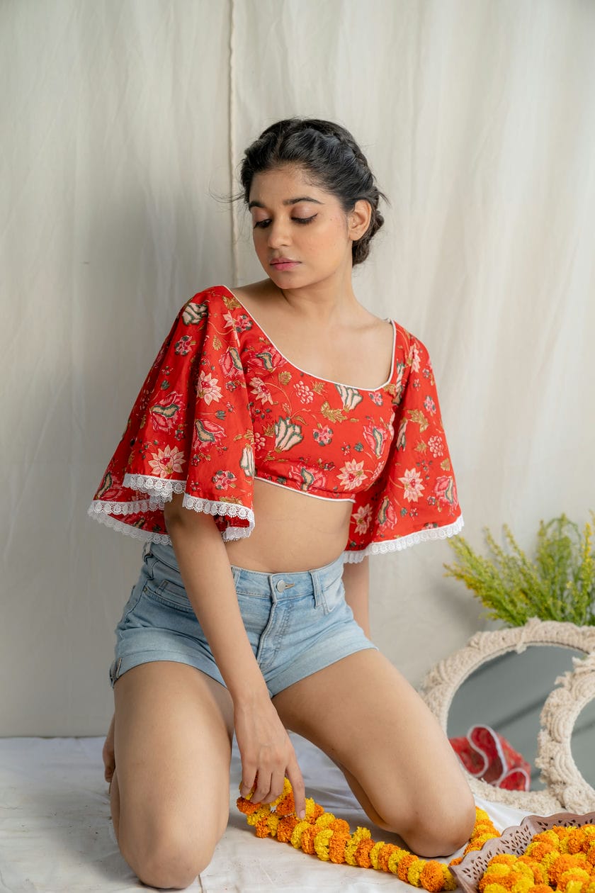 FLOSAIRA BLOUSE ( RED FLORAL)