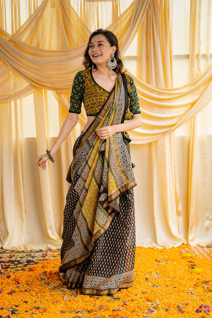 Kali Mirch Saree