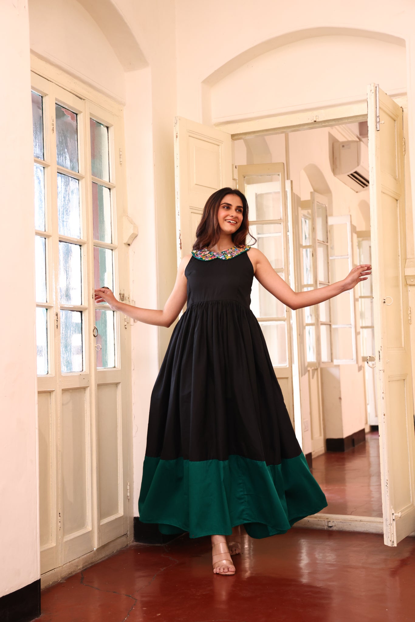 Elara Maxidress- Black