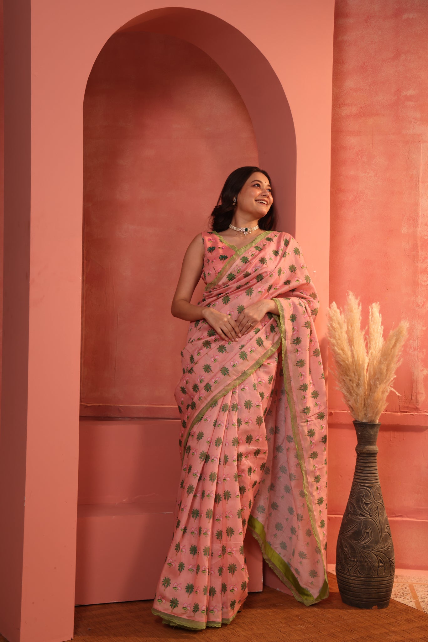 Peachy Gleam Saree