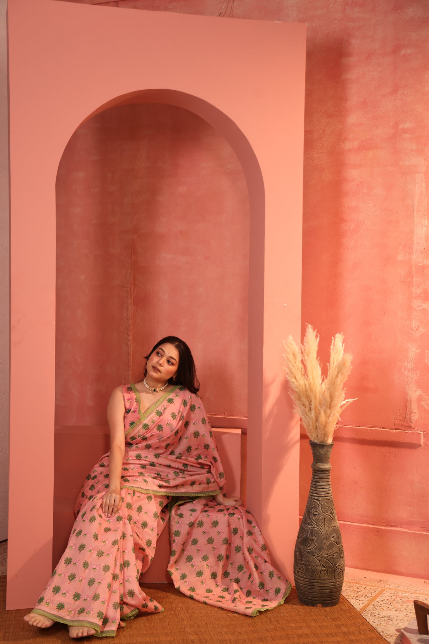Peachy Gleam Saree