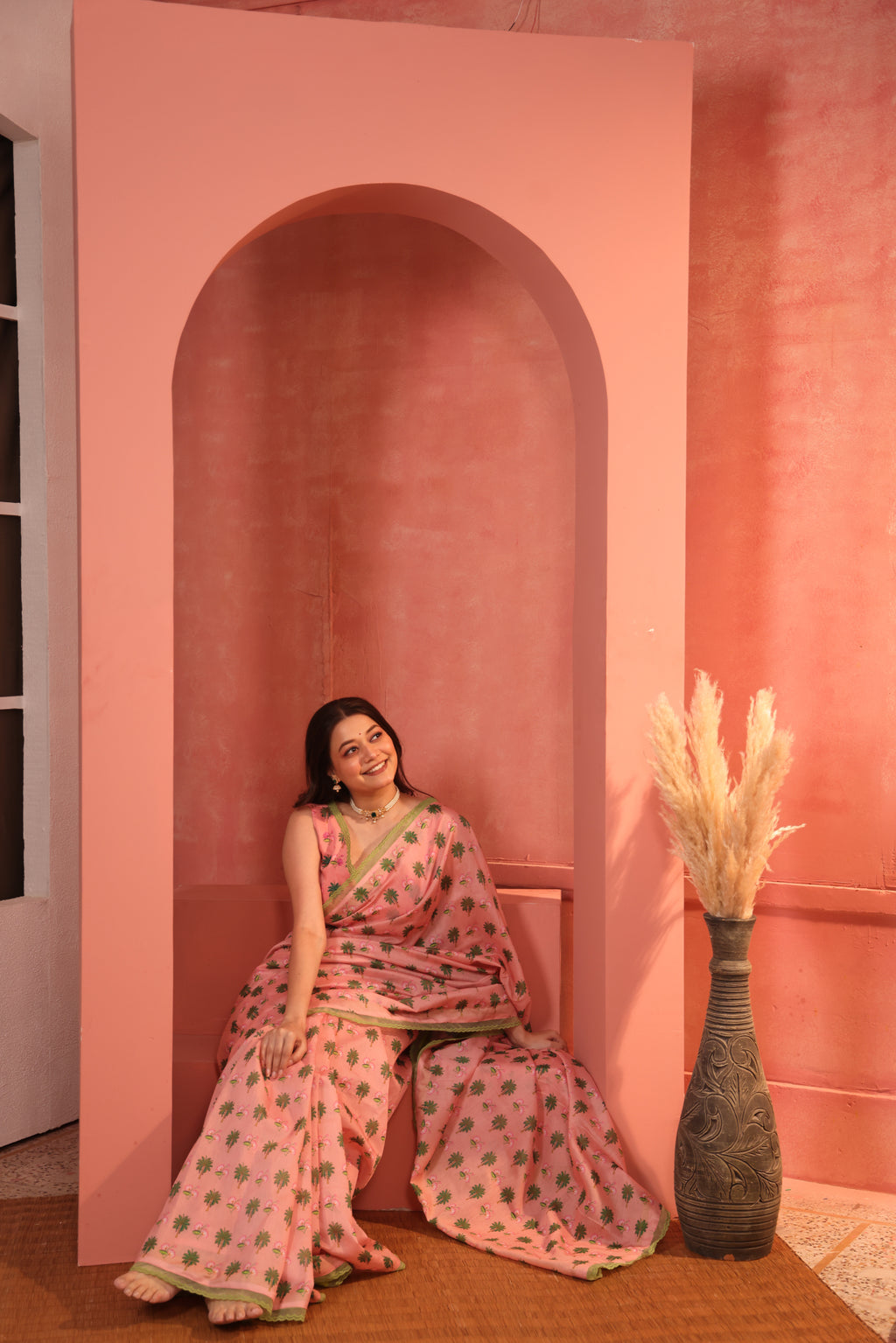 Peachy Gleam Saree