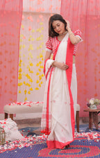 Laal Paar Sada Saree