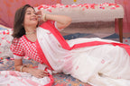 Laal Paar Sada Saree