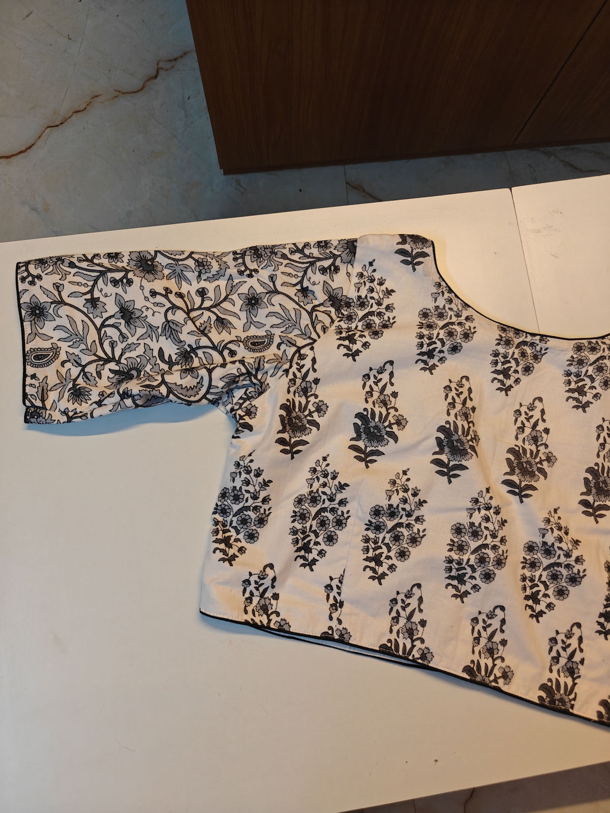 Basic White Printed Cotton Blouse