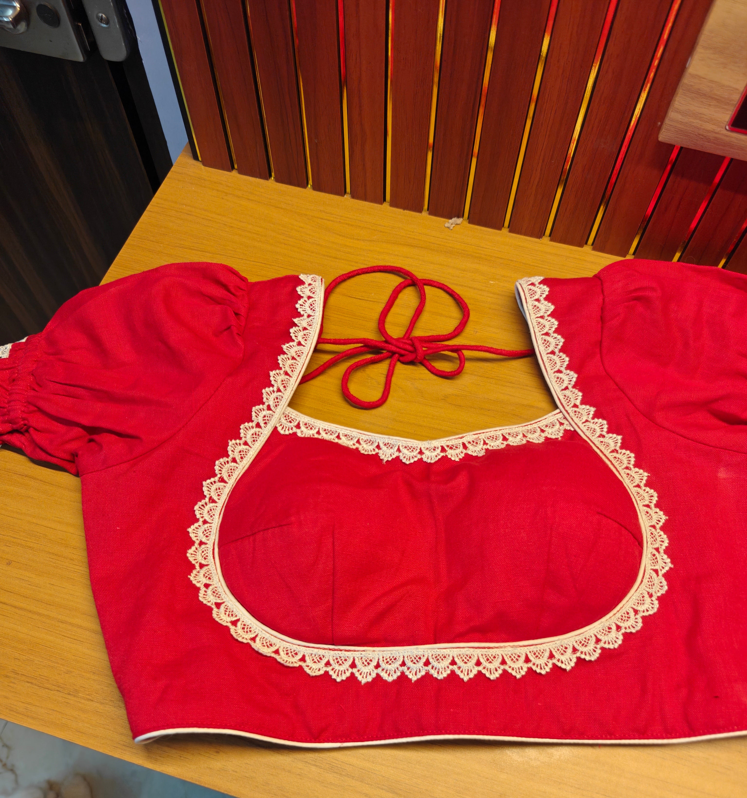 Laalpari  Blouse