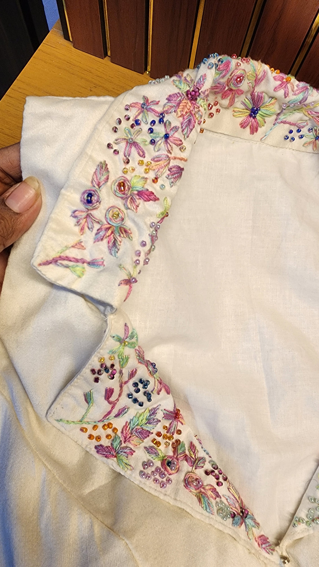 White Embroidered Collar Blouse