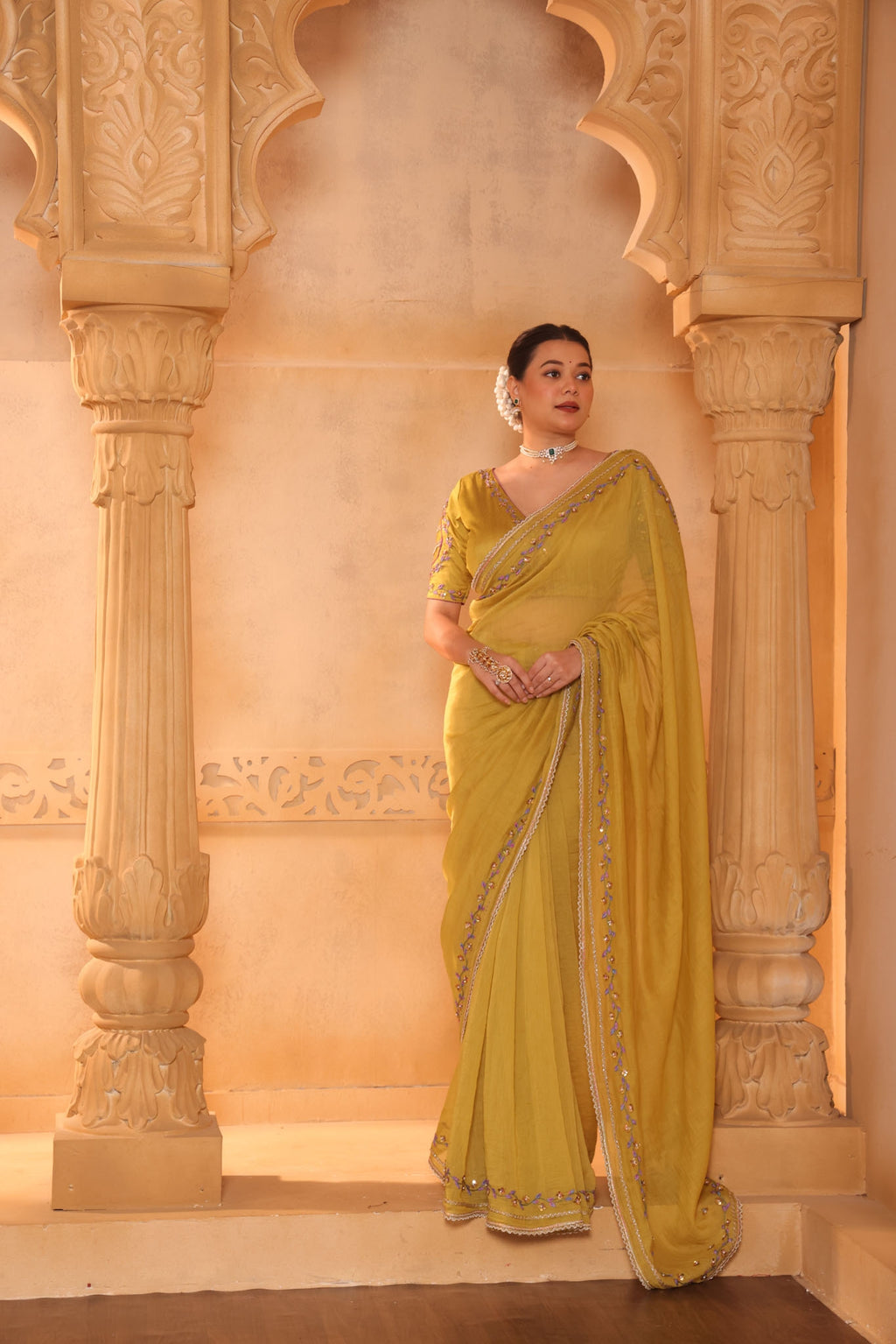 Madhavi Saree
