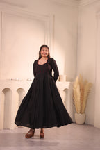 Noor Noir Maxidress