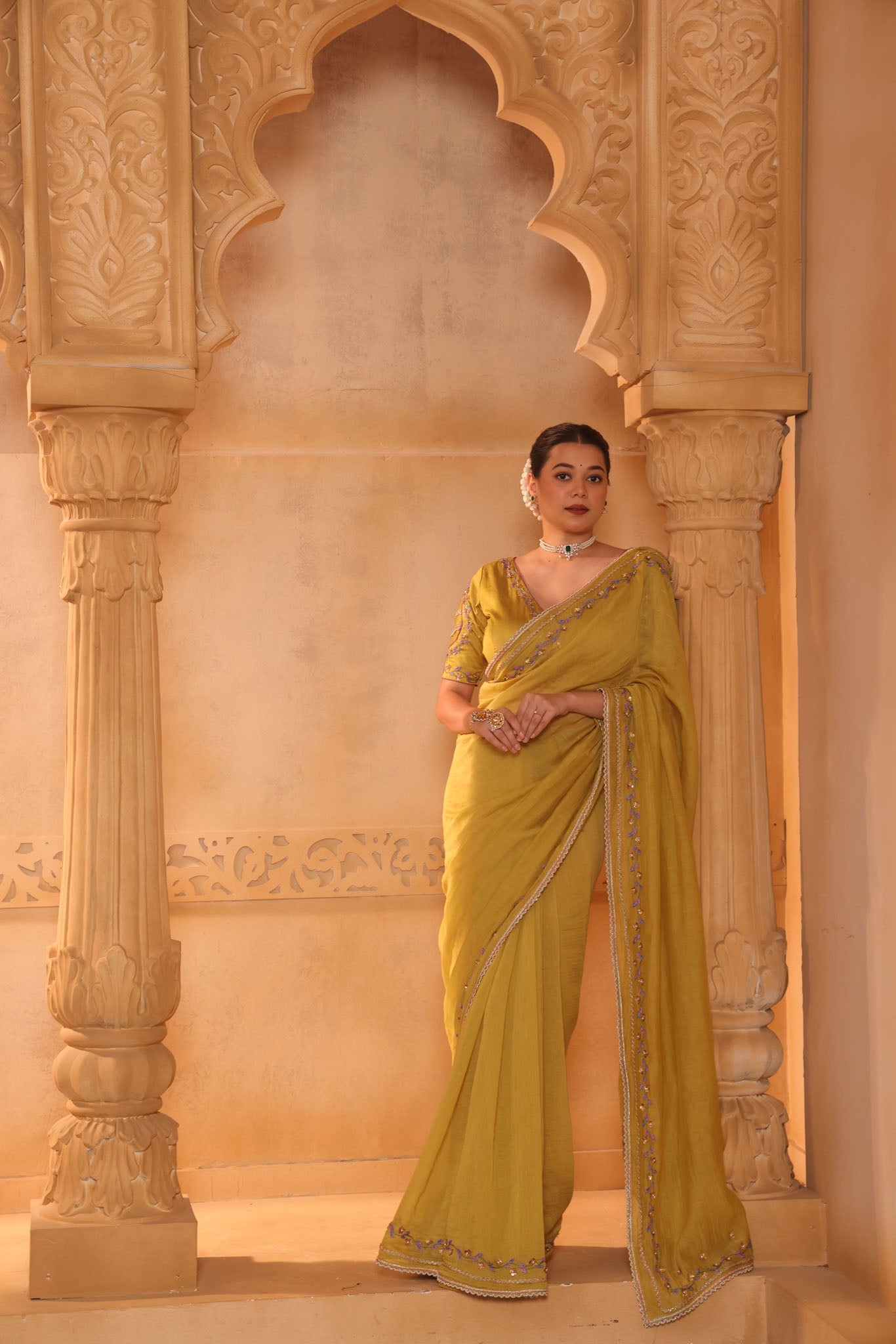 Madhavi Saree